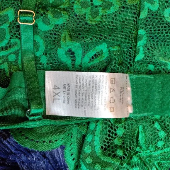 Sexy Lingerie Set Underwire Lace Bra and Panty - Picture 5 of 7